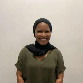 Babysitter Jeddah: Kobusingye