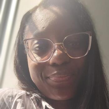 Baby-sitter in Montréal: Emmanuella