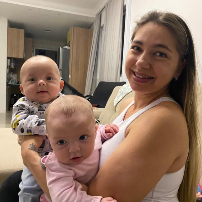 Emprego de babá em Balneário Camboriú: Jeniffer