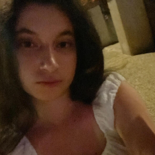 Babysitter in Brisbane: Hannah