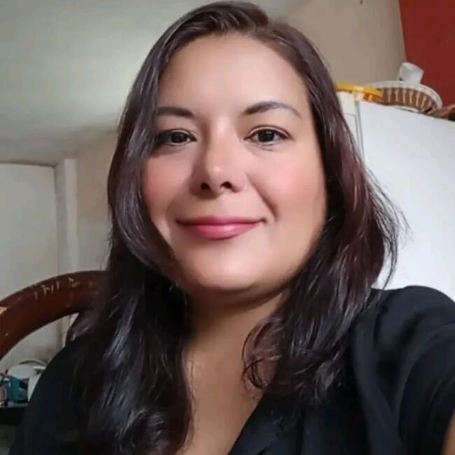 Babysitter in Quito: Glenda Mabel Zambrano Rivas