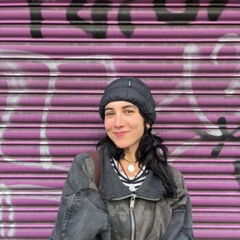 Babysitter in London: Julia