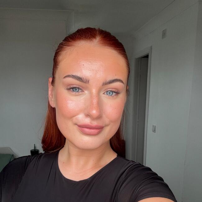 Babysitter in Weston-super-Mare: Ellie