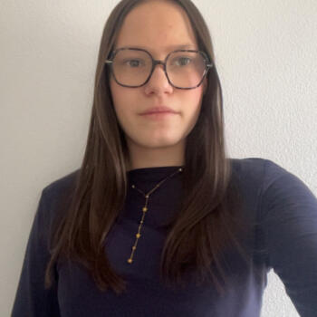 Baby-sitter Bonneville: Camille