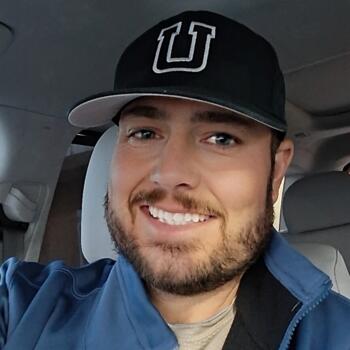 Childminder job in Uvalde: babysitting job Jon