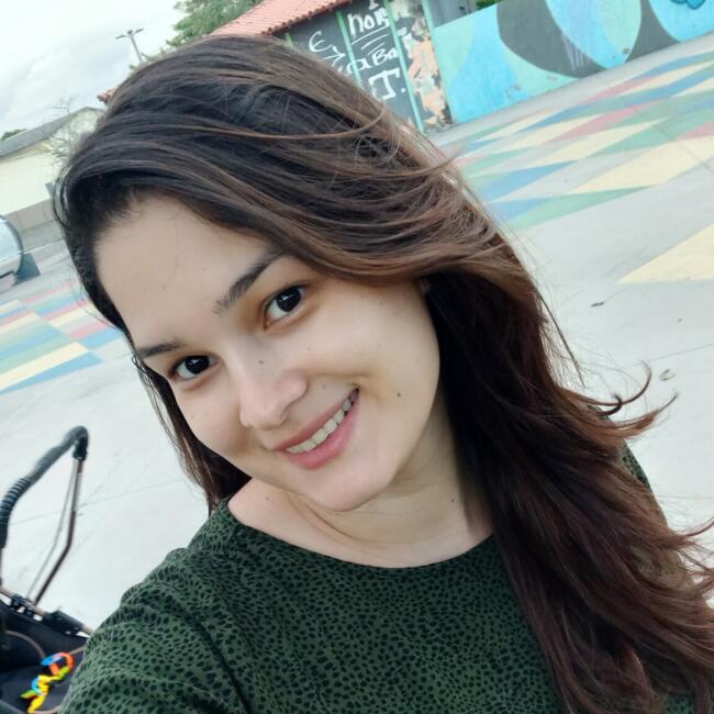 Emprego de babá em Niterói: Elizabeth