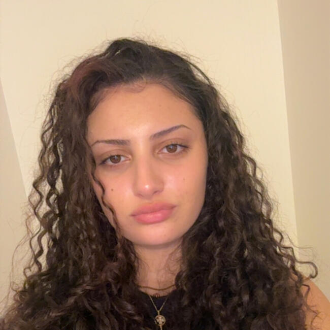 Babysitter in Lille: Kenza