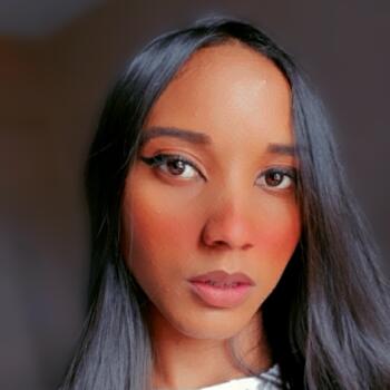 Babysitter Poços de Caldas: Maria