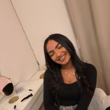 Babysitter in Saint-Chamond: Hind