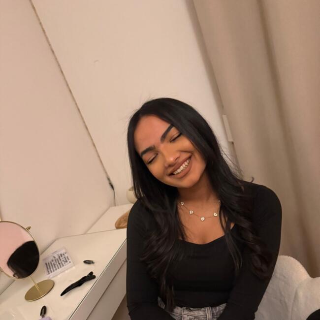 Babysitter in Saint-Chamond: Hind