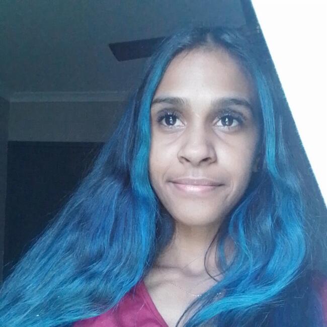 Babysitter in Cairns: Monique