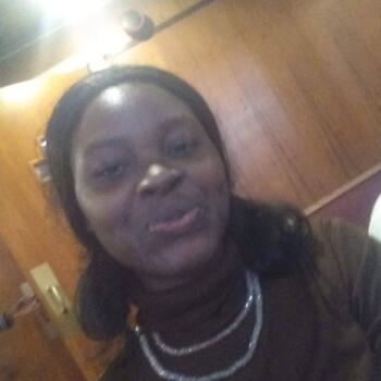 Babysitter Lagos: Lilian
