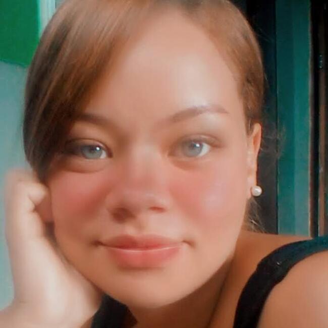 Babysitter in Guarujá: Luana