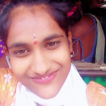 Chintāmani में बेबीसिटर: Divya shree