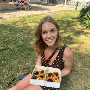 Babysitter Adelaide: Cassandra