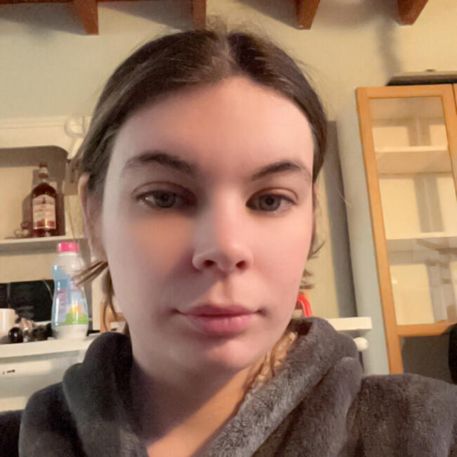 Babysitter in Boulogne-sur-Mer: Anais