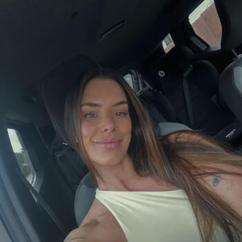 巴塞卢什的臨時保母工作: 臨時保母工作 Raquel