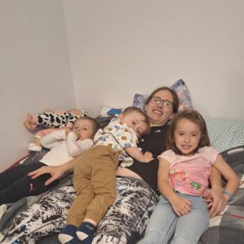 Babysitter in Saint-Charles-Borromée: Erika
