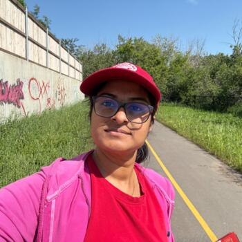 Baby-sitter in Sherwood Park: Samitha