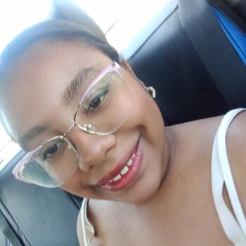 Niñera en Eloy Alfaro: Maria