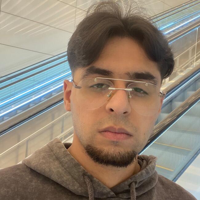 Babysitter in Kuala Lumpur: Malik