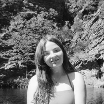 Baby-sitter in Marseille: Julie