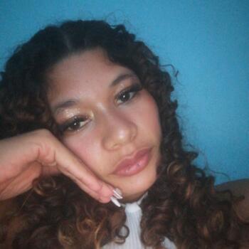 Babysitter in Cartagena: Cinela