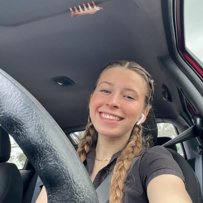 Babysitter in Brightview: Shyla