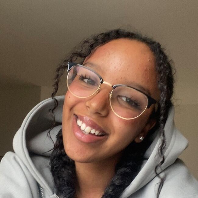 Babysitter in Weinfelden: Abigail