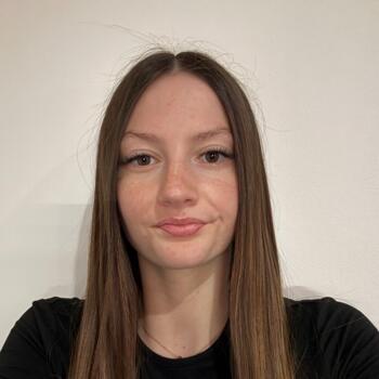 Babysitter in Chevry-Cossigny: Lana