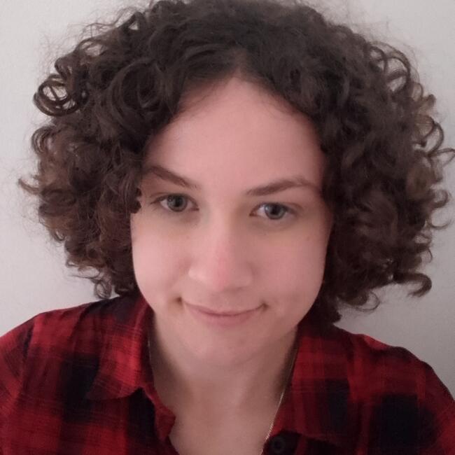 Babysitter in Adelaide: Violet