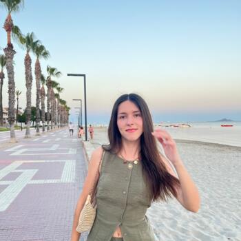 Babysitter in Albacete: Claudia