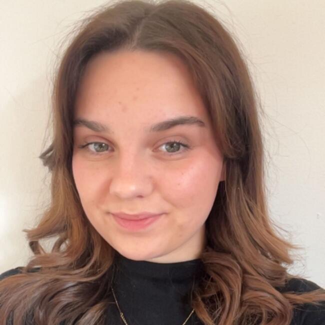 Babysitter in Franzenheim: Paula