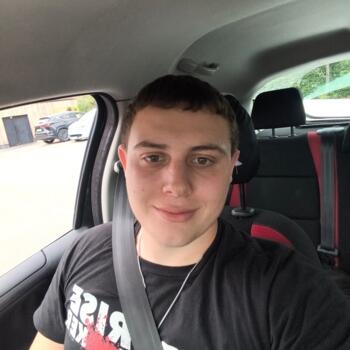 Babysitter Carnoules: Lino