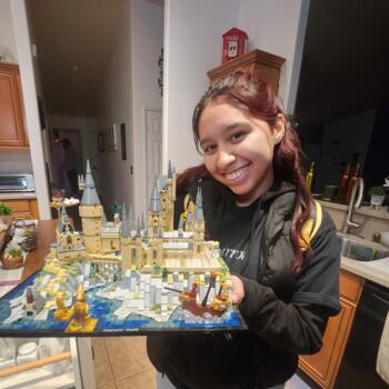 Babysitter in Apple Valley (California): Dailyn Preciado