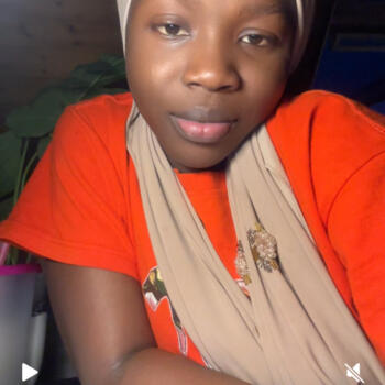 Babysitter in Vorst: Samira