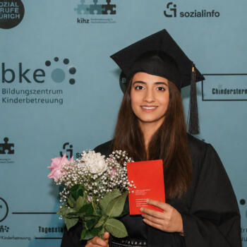 Tata Zurigo: Bayan