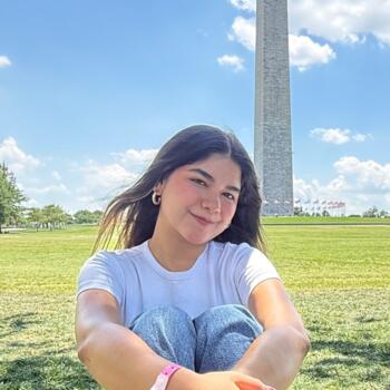 Babysitter New York: Julissa