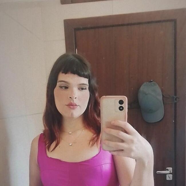 Babysitter in Florianópolis: Victoria Sophia