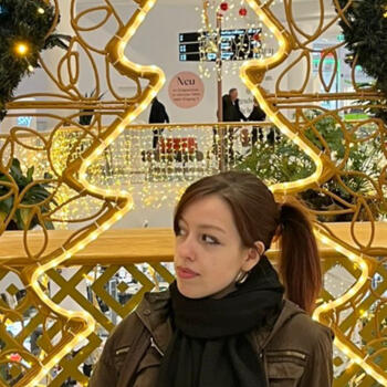 Babysitter in Vienna: Johanna