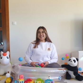 Babysitter Queluz: Daniela