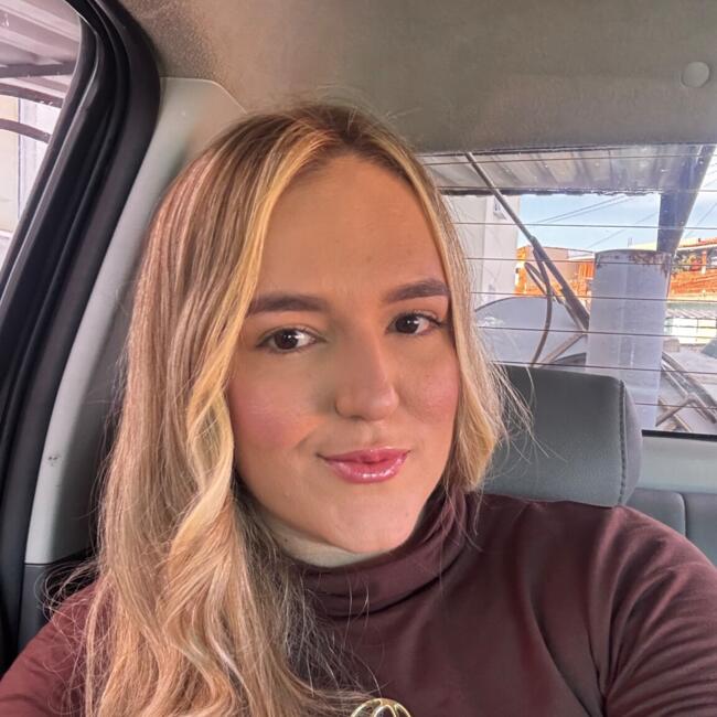 Babysitter in Cork: Maria de Lourdes