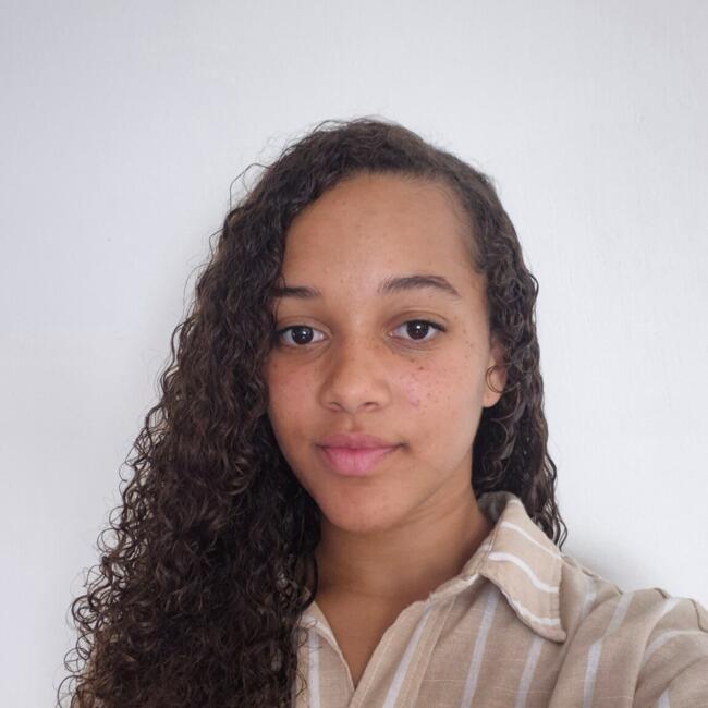 Babysitter in Villeneuve-sur-Lot: Kyara