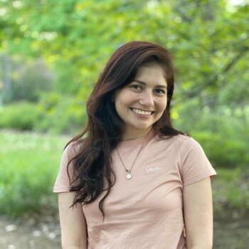 Baby-sitter in Toronto: Maria