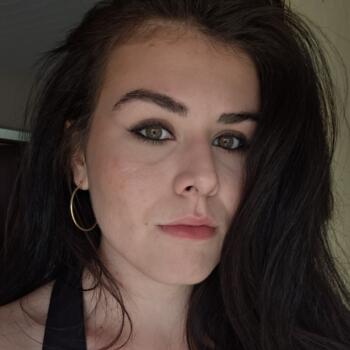 Babysitter in São João del Rei: Maria