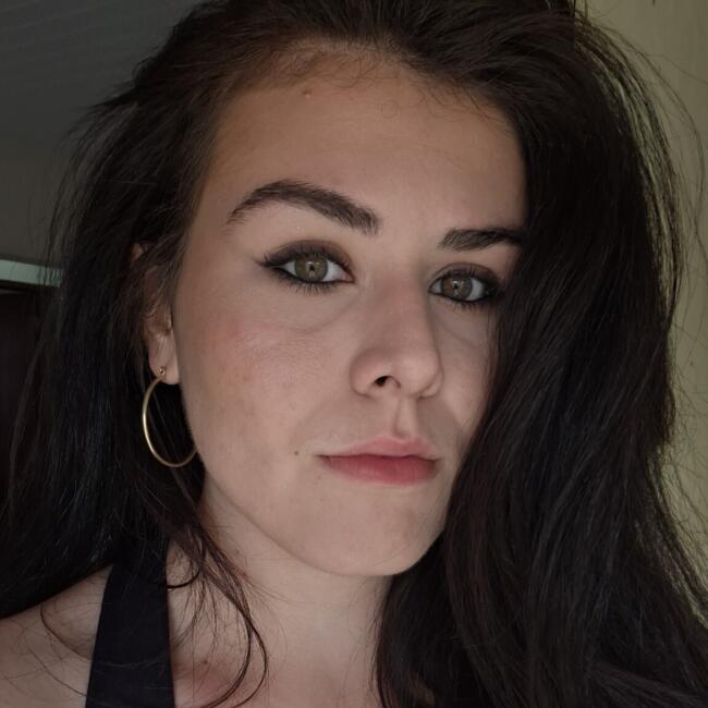 Babysitter in São João del Rei: Maria