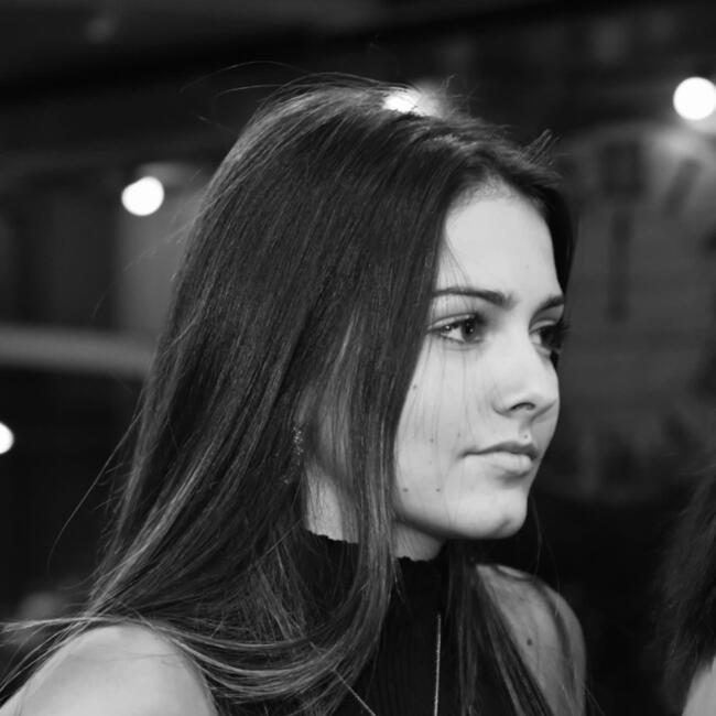 Babysitter in Roquevaire: Alexandra