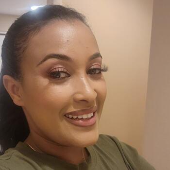 Babysitter in Las Vegas: Lisan