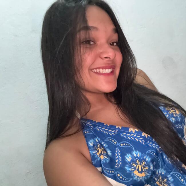 Babysitter in Betim: Tayla