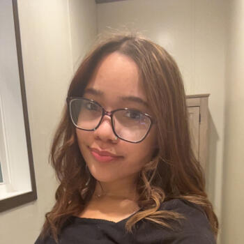 Babysitter in Pacific: Izabella